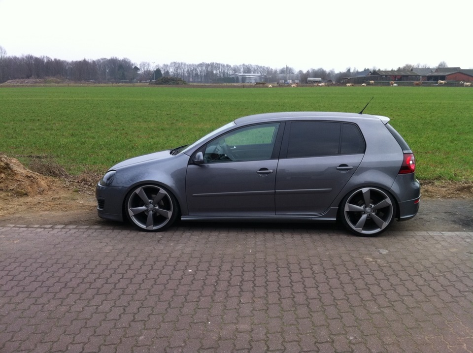 OEM Style. Пороги Golf GTI V. 2