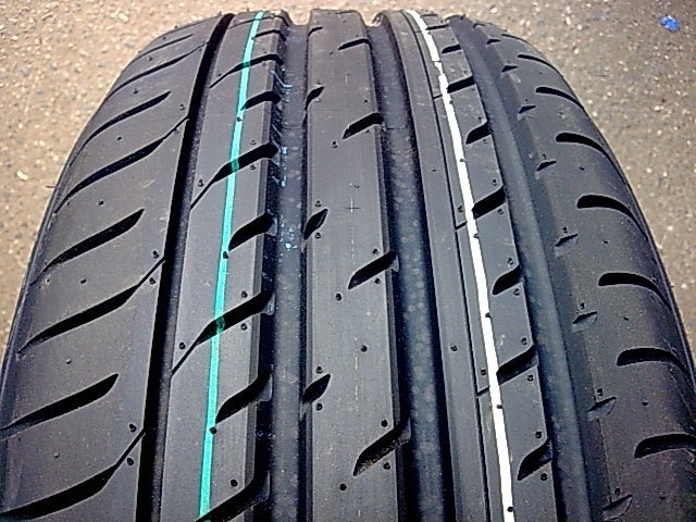 Заміна для Toyo Proxes T1 Sport 225/35/19 1