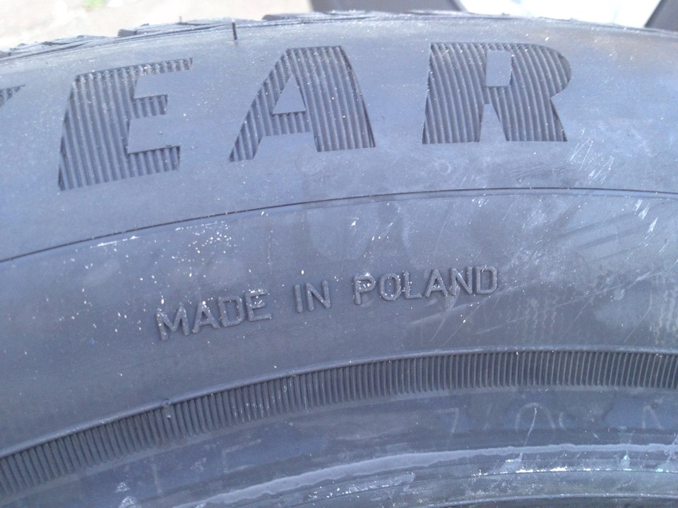 Зимова гума goodyear 5