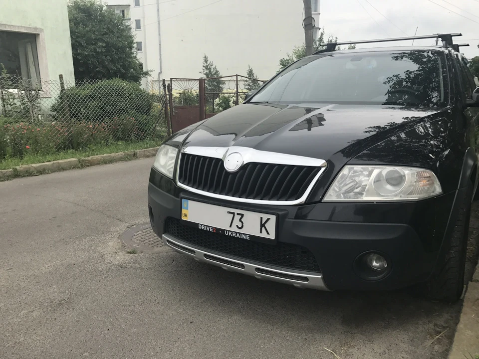Переробка з Skoda Octavia A5 в Skoda Octavia A5 FL ч.1 (решітка)
