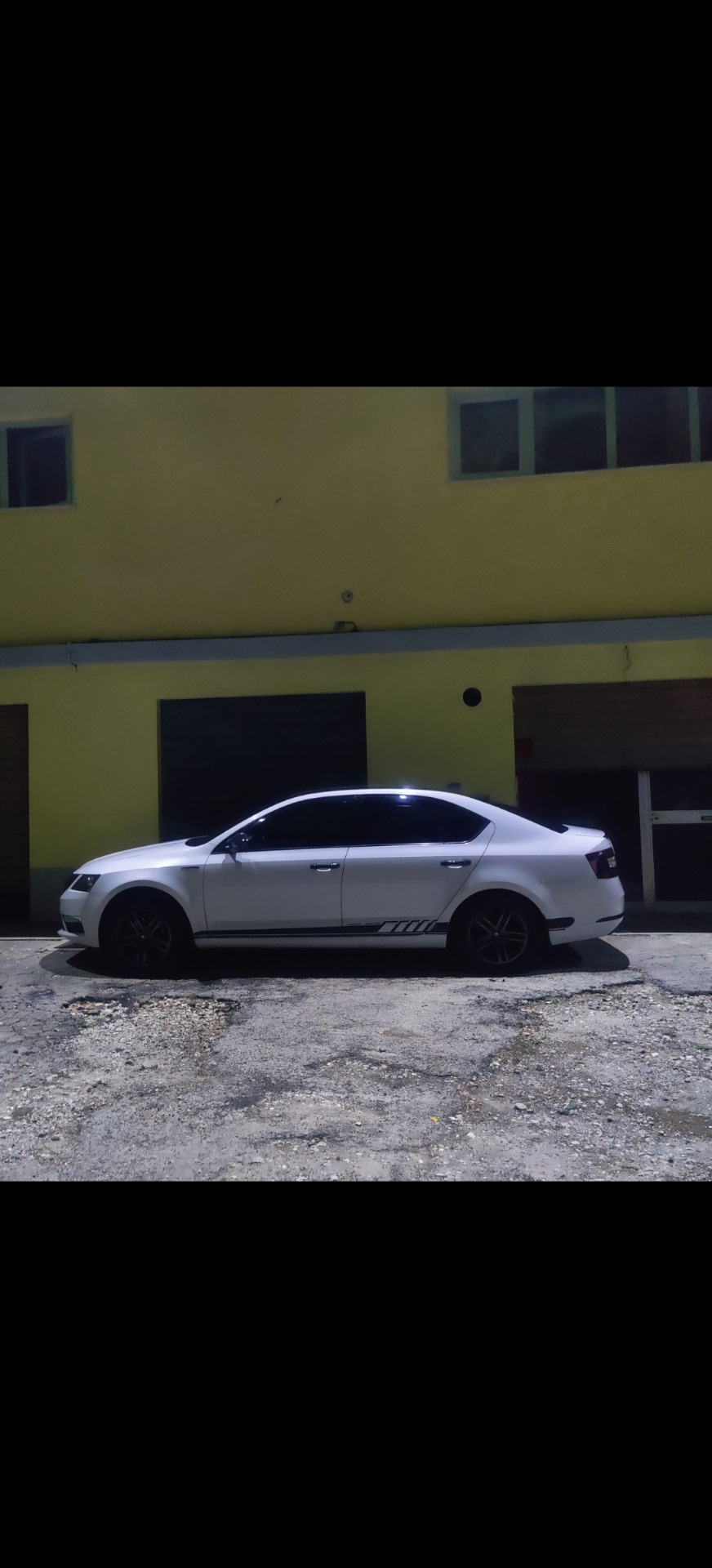 Скільки живуть гальмівні колодки? Skoda octavia a7 1.6 mpi 3
