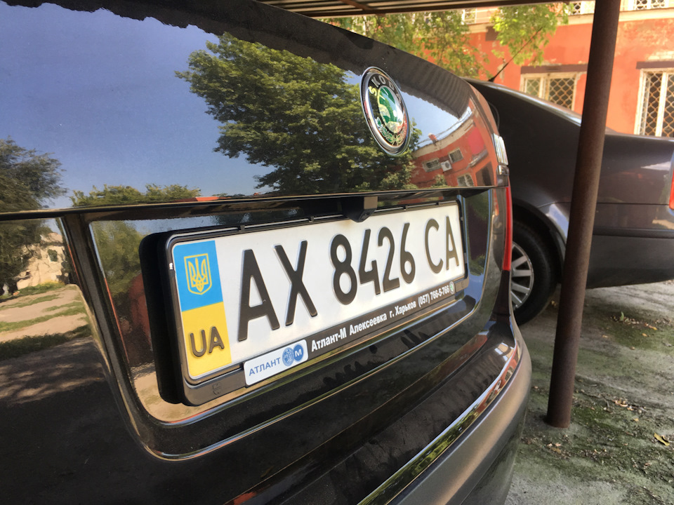 Камера заднього виду 2