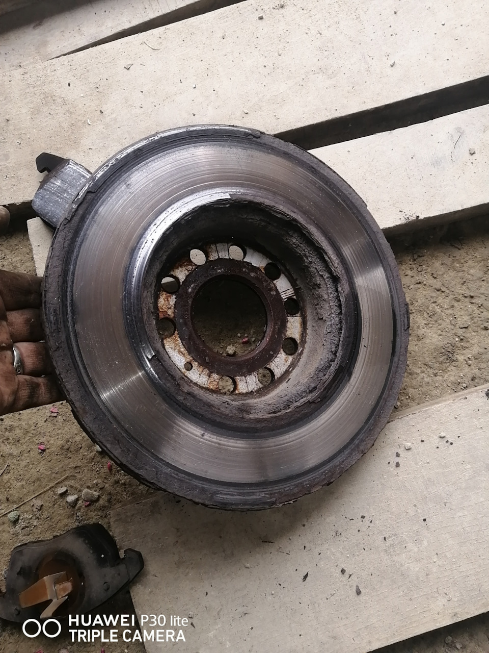 Заміна передніх гальмівних дисків 5