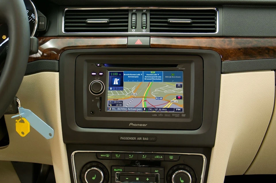 pioneer avic-f9110bt
