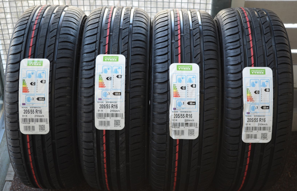 Літні шини NOKIAN Nordman SX2. Домкрат 1