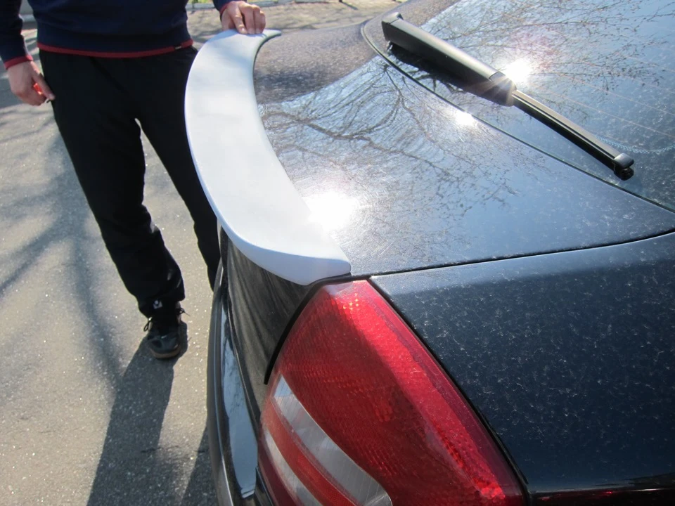Lip Spoiler