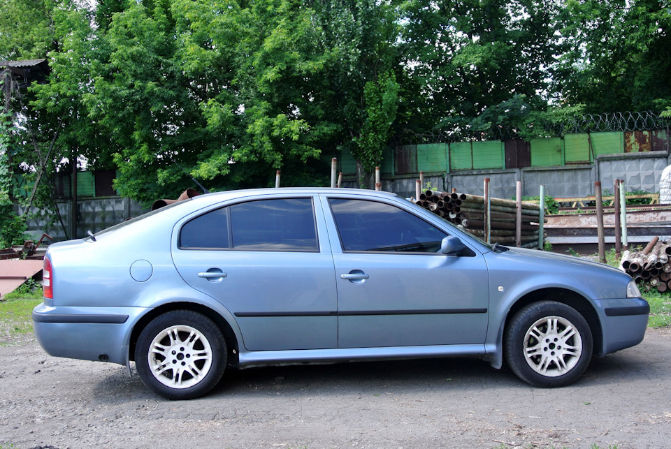 Автомобіль продано 4