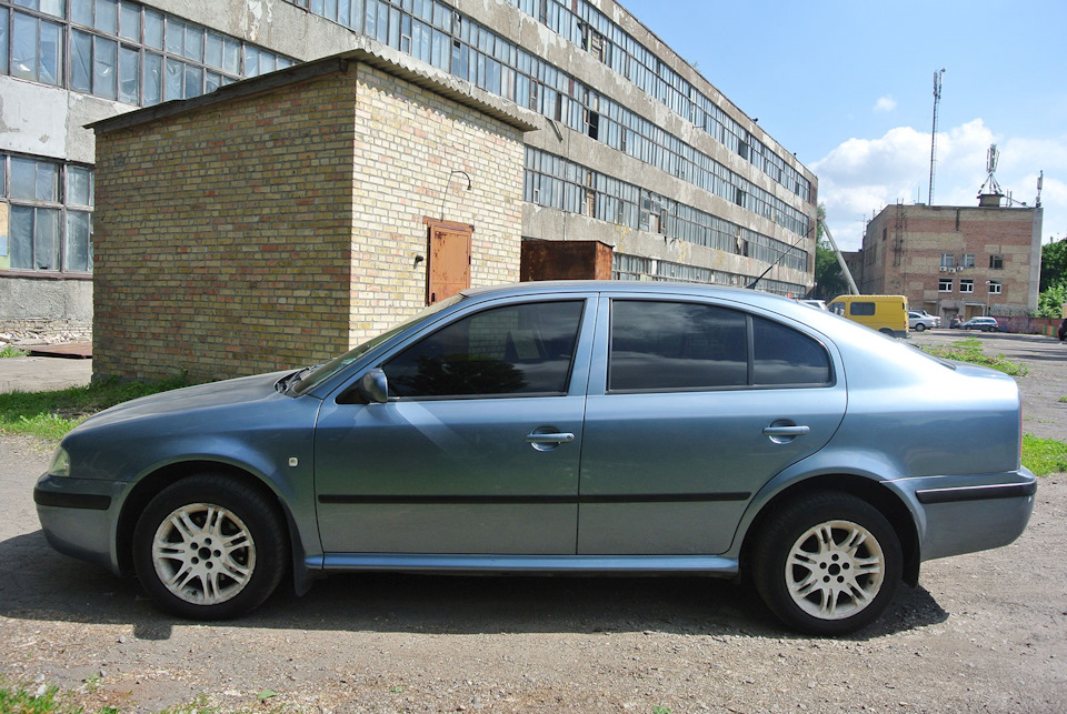 Автомобіль продано 2