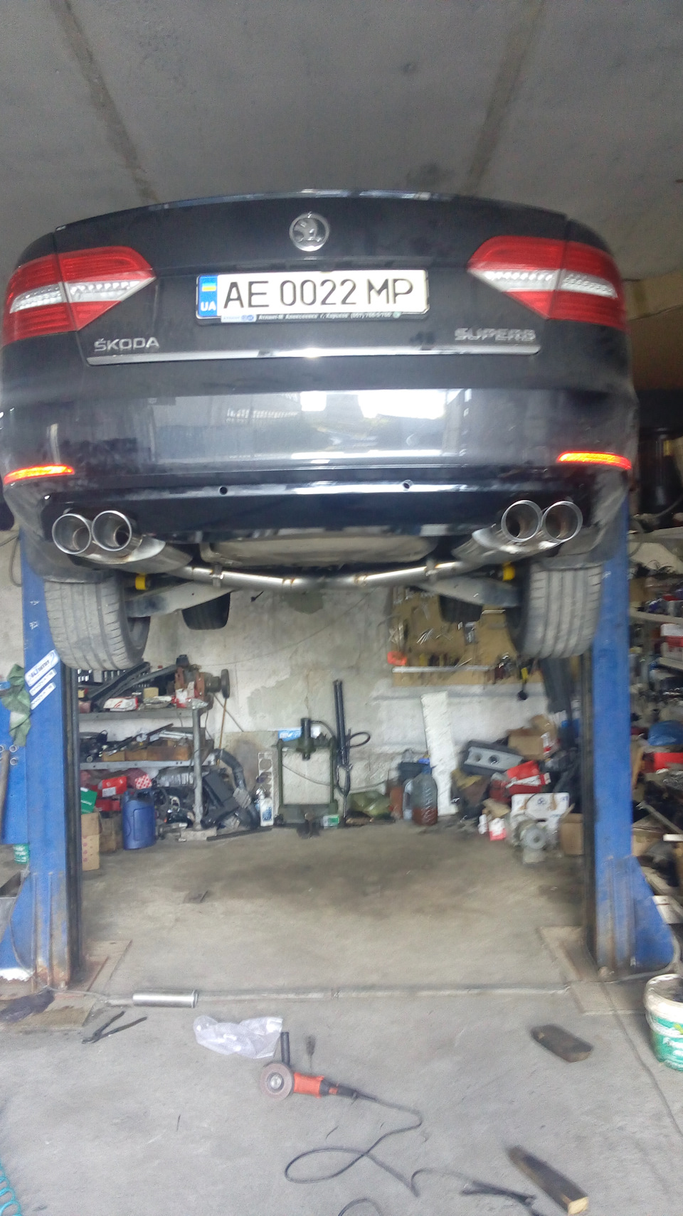 STG exhaust Skoda Superb 2 4