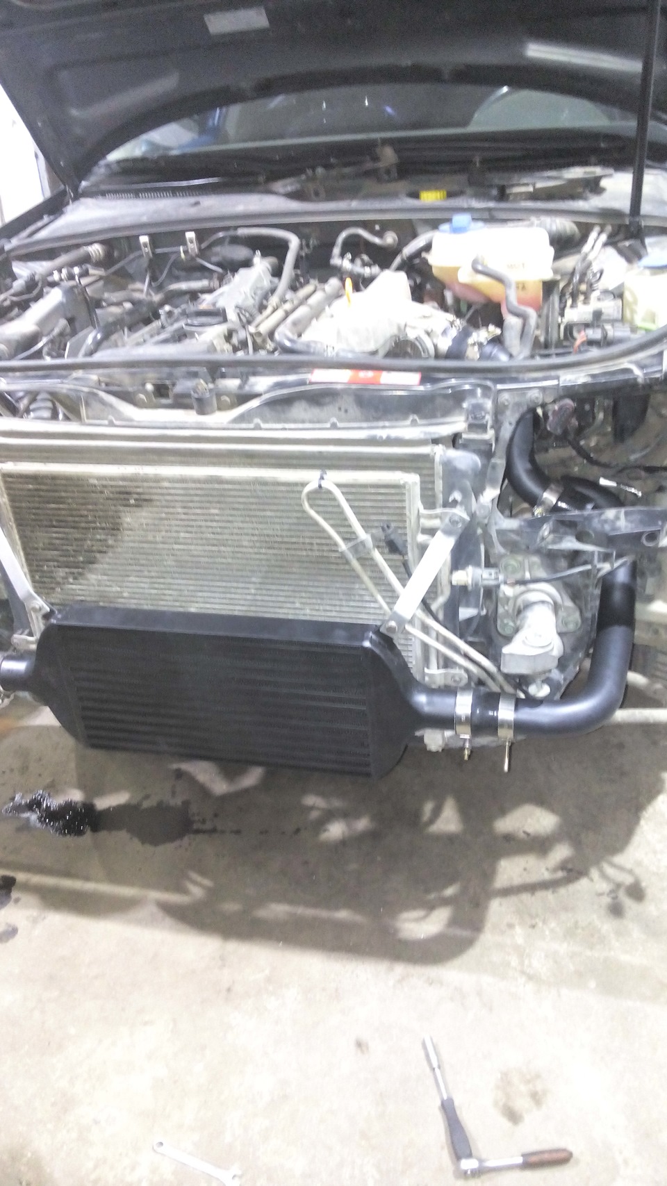 Встановлення фронтального інтеркулера AUDI A4 1.8T BEX 5