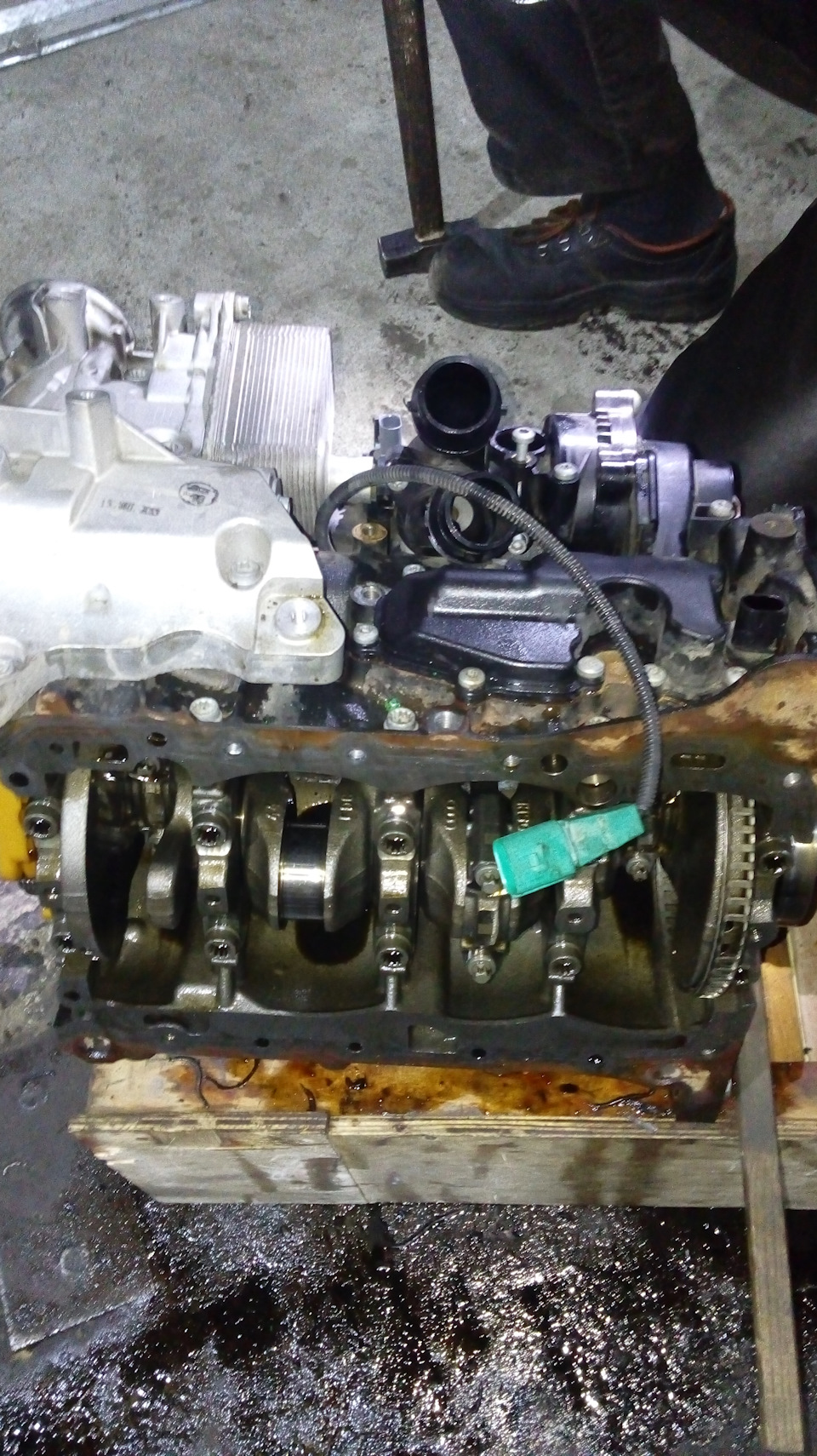 Заміна поршневої групи на 1.8tsi superb 2013 3