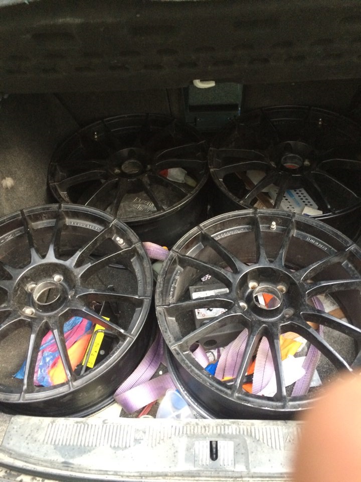 Тізер OZ Ultraleggera R19 1