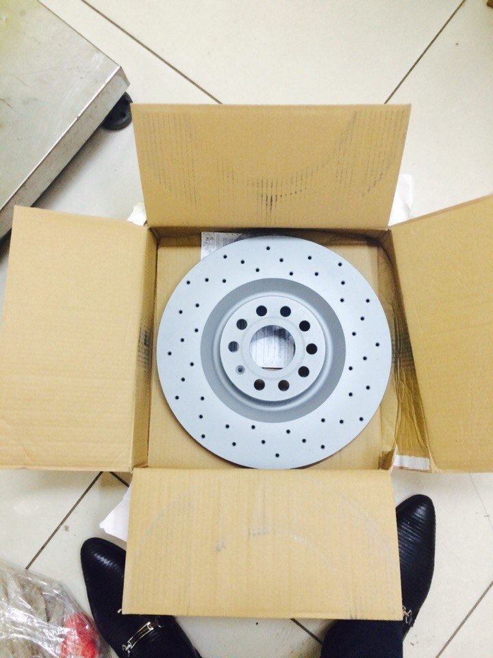 Вуаля… BREMBO 6 KOLBEN BREMSSAETTEL 18 3