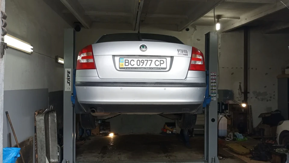 Заміна стійок стабілізатора