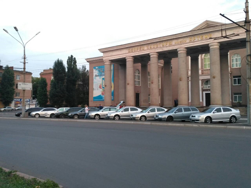 Чергова зустріч одноклубників 4