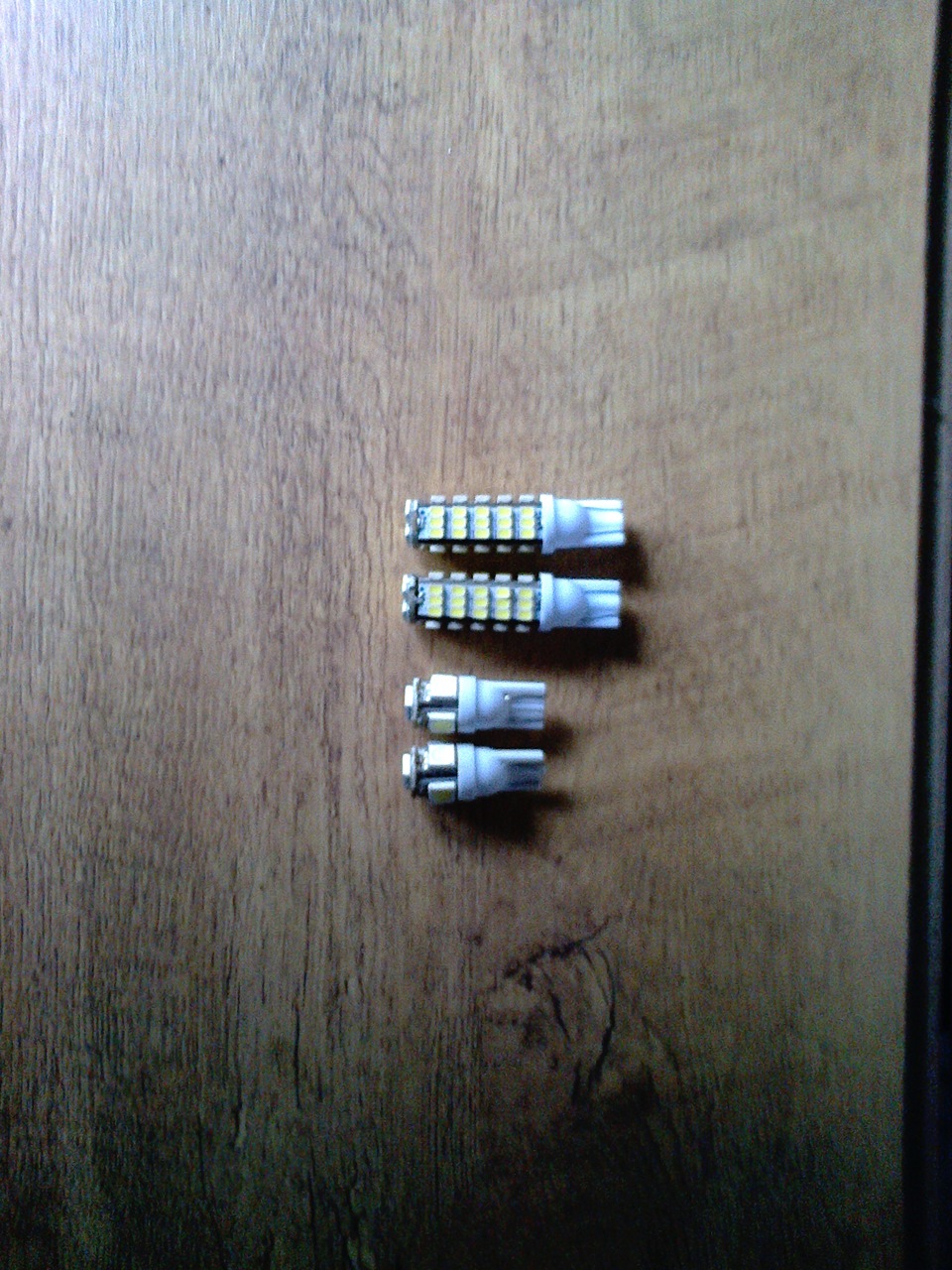 Світлодіоди 68 LED T10 W5W 5
