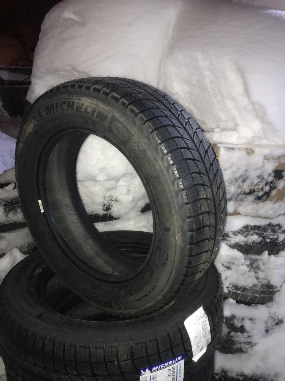 Michelin X-Ice XI 3 205/60 R16 3