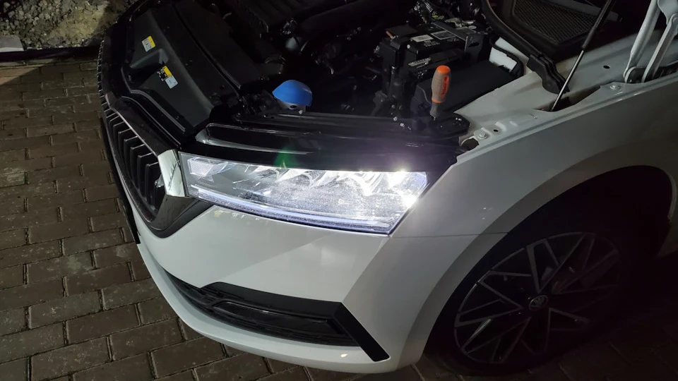Регулювання ближнього світла фар octavia a8