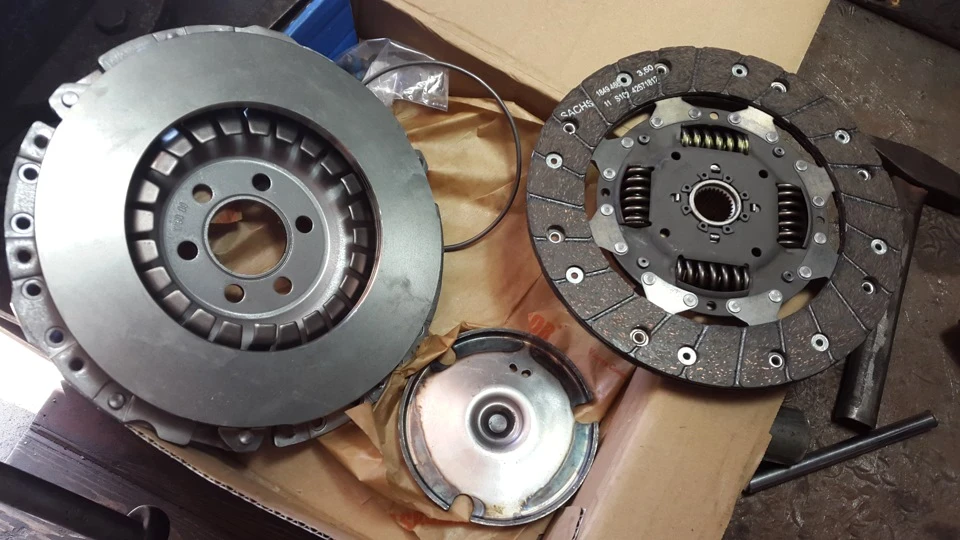 Нове зчеплення Sachs на пробігу 265тис.