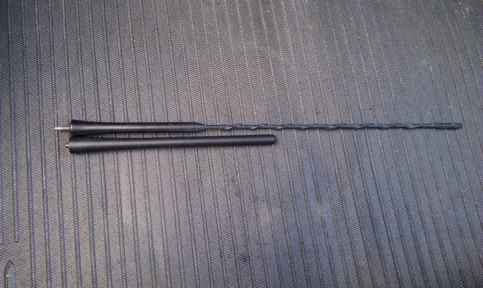 Короткий стрижень антени VW, Skoda (6R0035849) 1