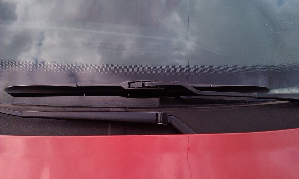 Нові двірники DENSO Hybrid 3