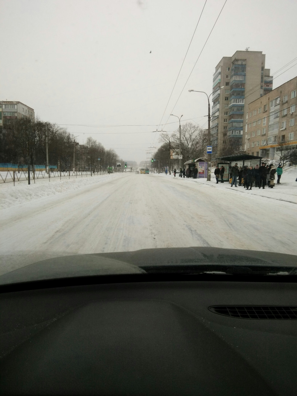Перше березня, зими Вам у стрічку, у нас вона не закінчується 1