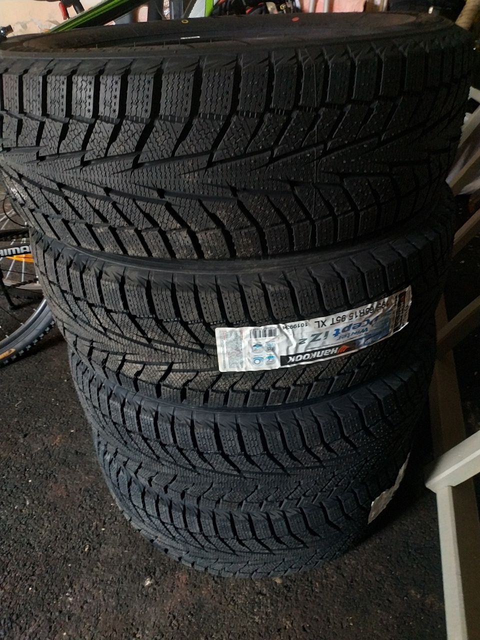 Підготовка до зими, або холоду близько Hankook Winter i*Cept iZ2 W616 2