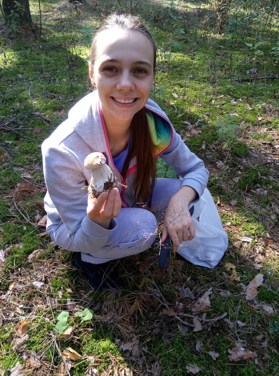 Теч антифризу, з боку водія. Не вирішено, але грибалка вдалася! 5