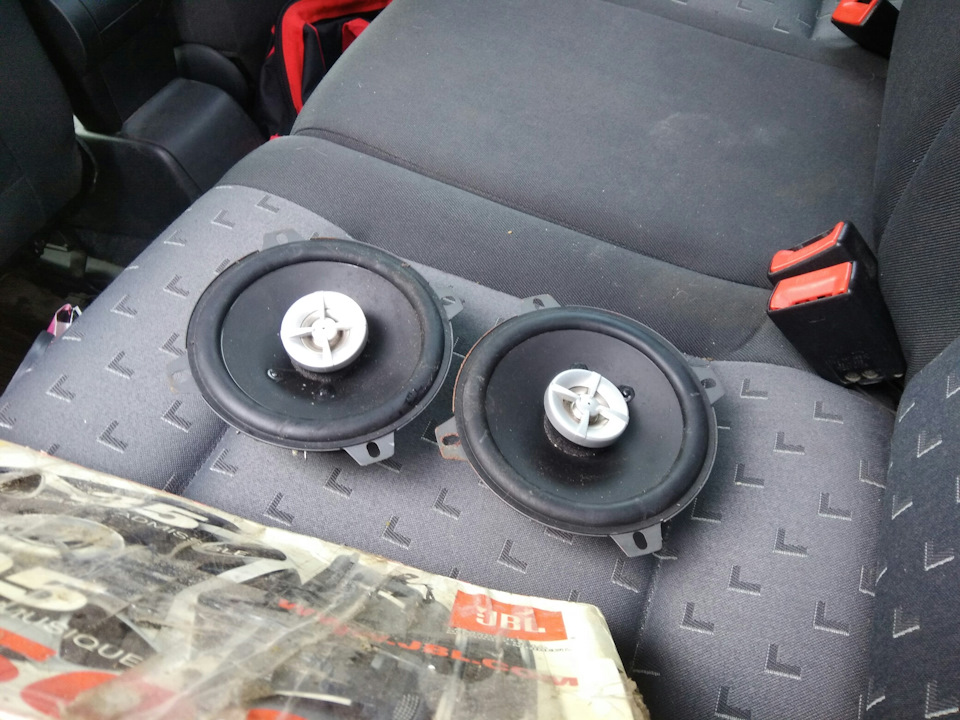 Автоакустика JBL GT5 502, що завалялася. 4