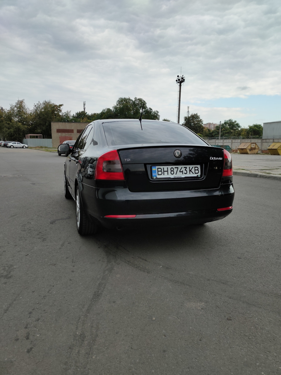 Продам свою Шкоду 3