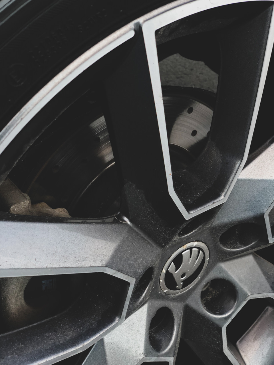 Перфоровані гальмівні диски Brembo + Ferodo колодки 2