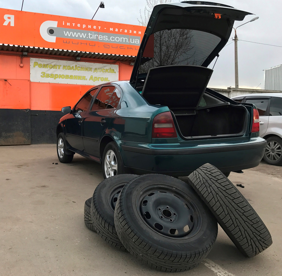 Динамометричний ключ перед Великоднем - все має бути Чікі-Піки ! . . ;-) 3