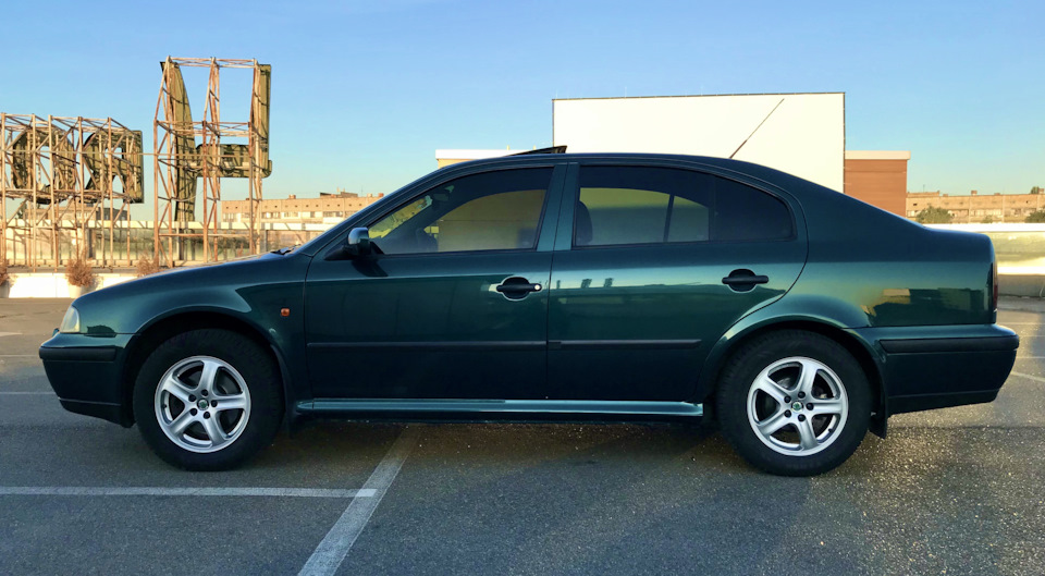 Профіль Octavia 1