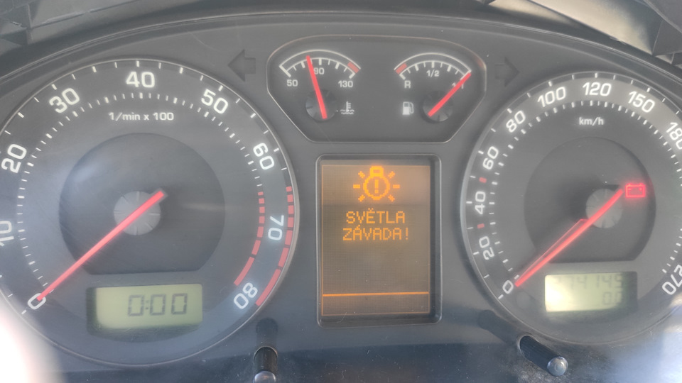 Приборка від Superb з Maxi-dot і пересвіт дисплея 2