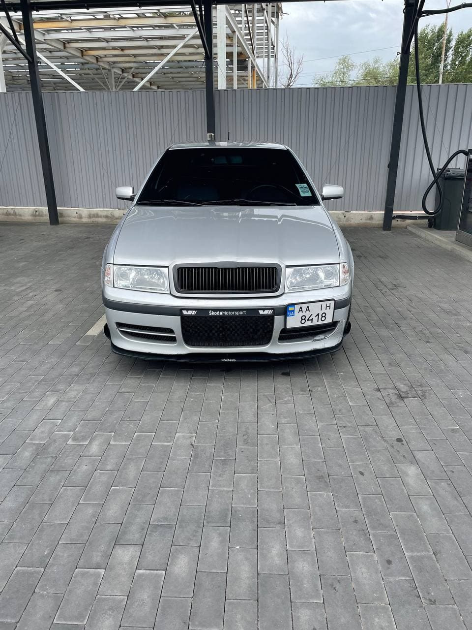 Решітка без значка Skoda 4