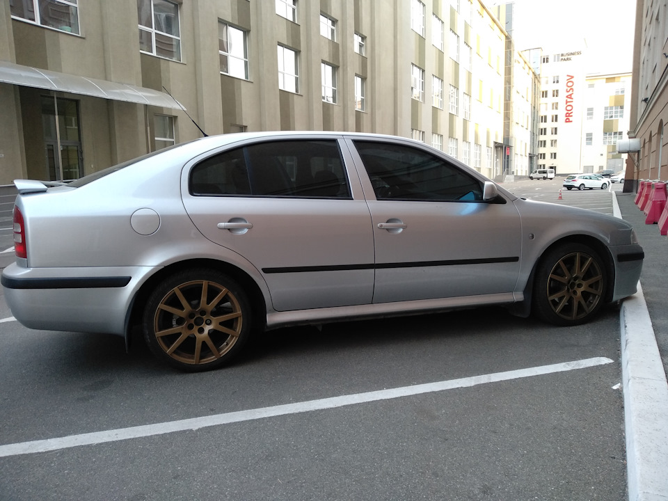 Spider R17 2