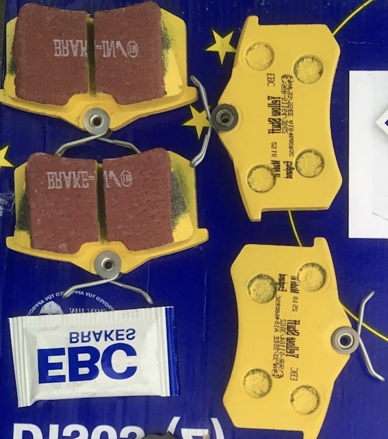 Тормозні колодки EBC Ellow stuff 4