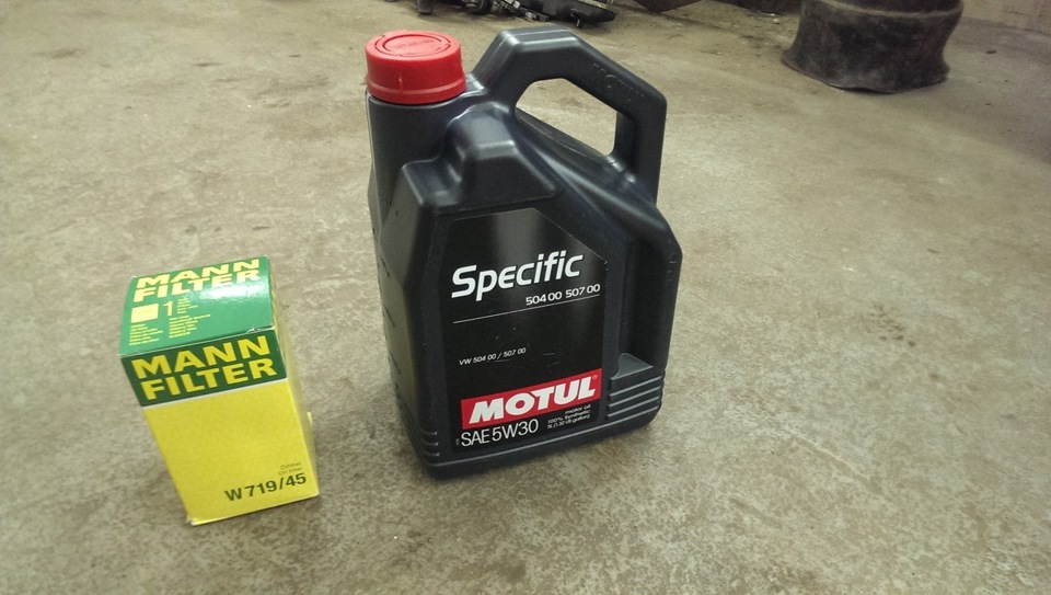 Масло Motul Specific 5W30 1