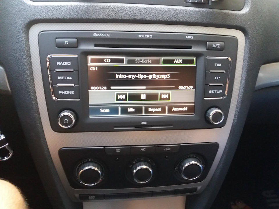 Встановив Bolero BLAUPUNKT 1Z0035156F 2
