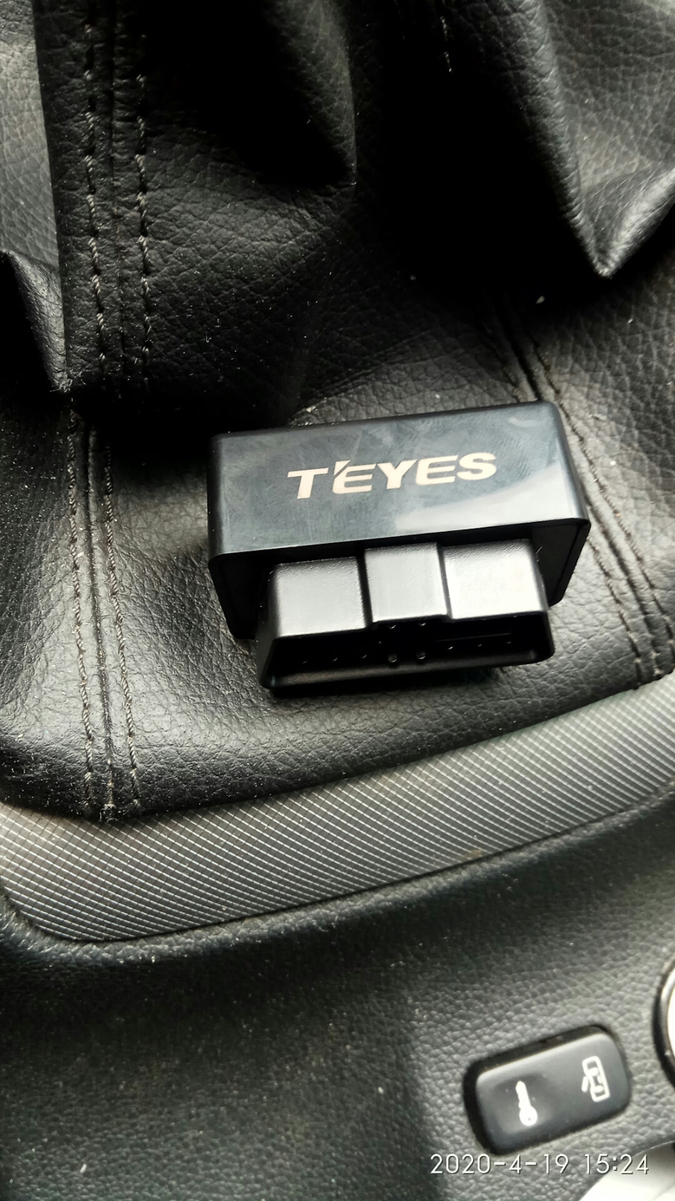 Магнітол Teyes spro 4/64 3