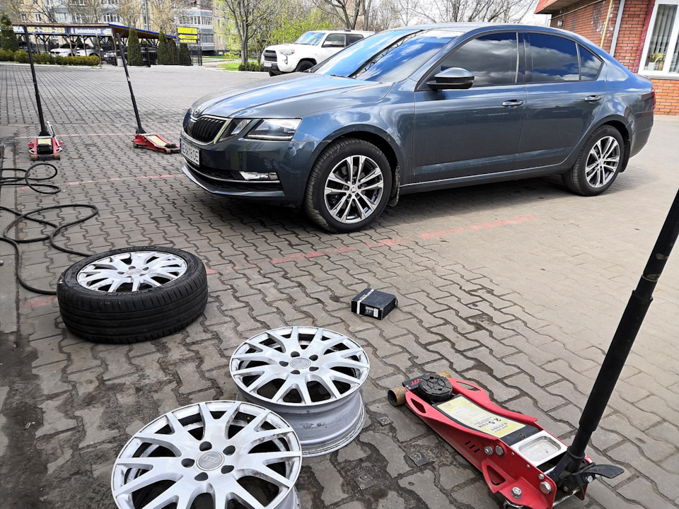 Я на літі нарешті: Michelin PS4 235/45ZR17 на дисках TSW 17x8.0 1