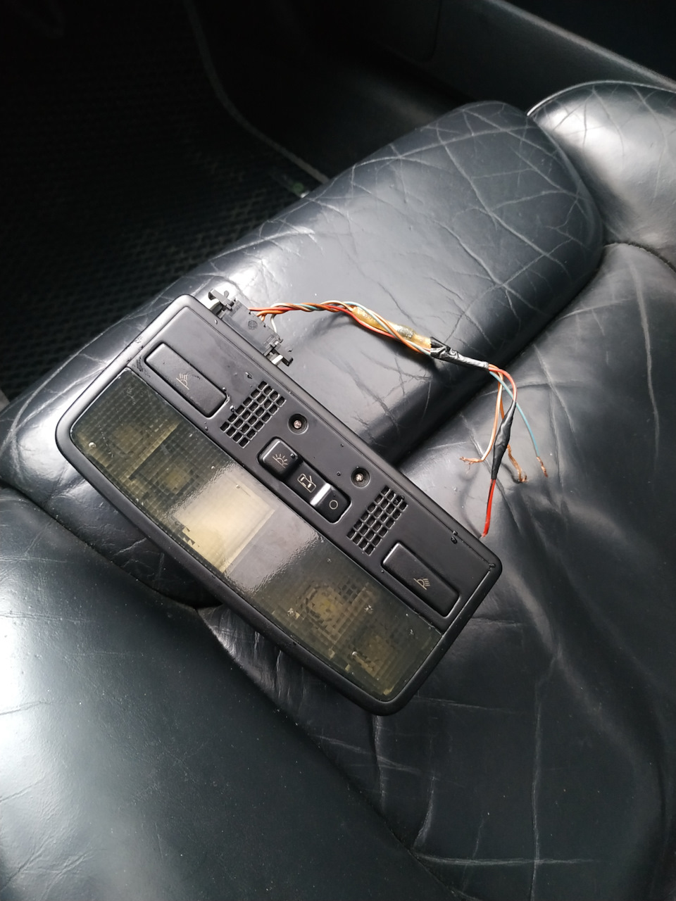 Плафон Passat W8 2