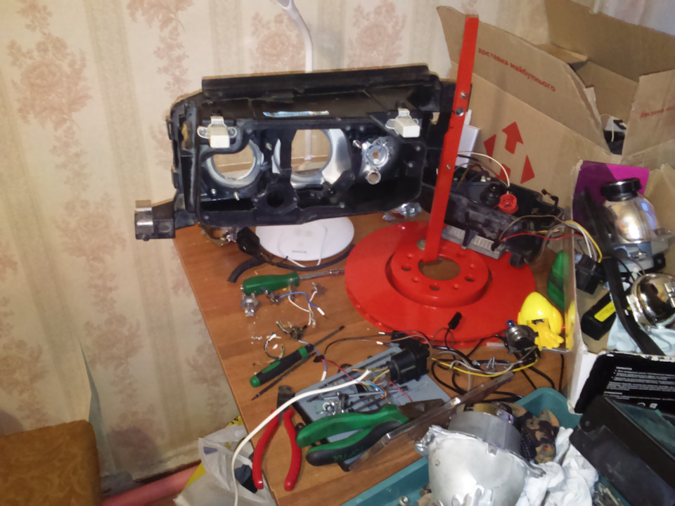 Продовження ретрофіту фар лаурин та налаштування світла 3