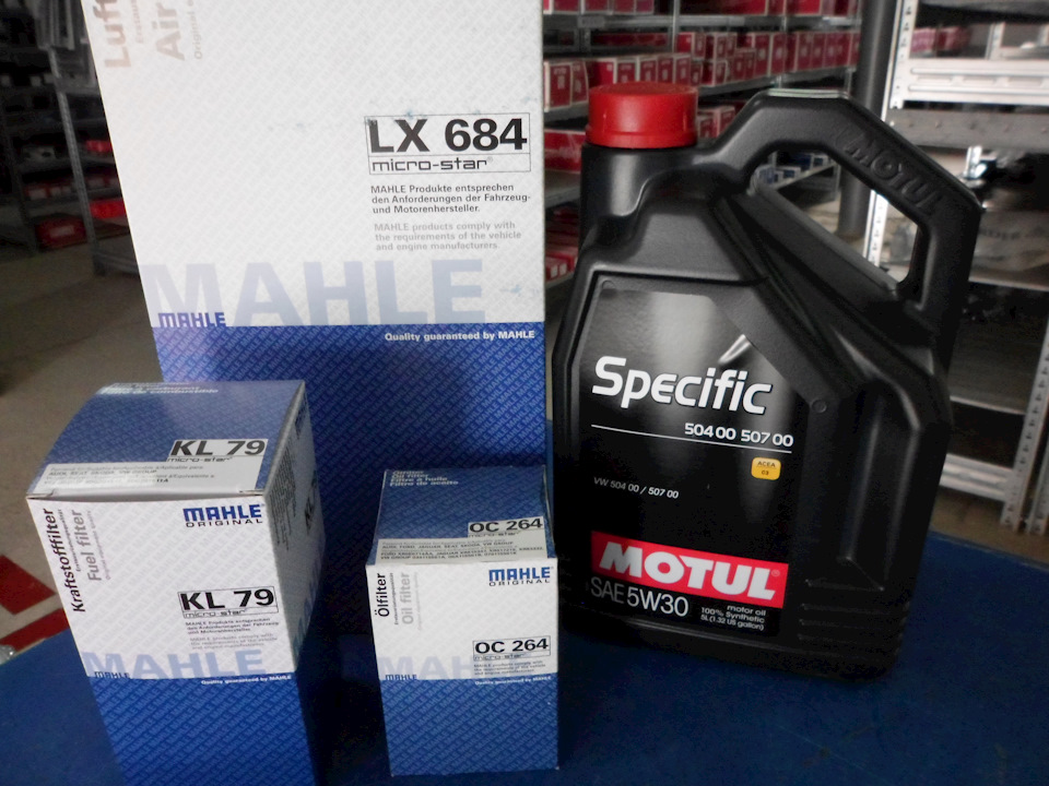 Заміна моторного масла MOTUL SPECIFIC та фільтрів MAHLE-KNEHT 1