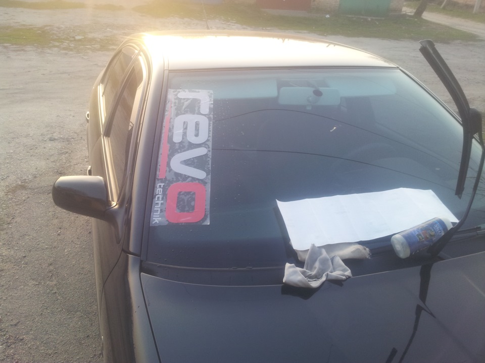 Наклейка REVO)) 1