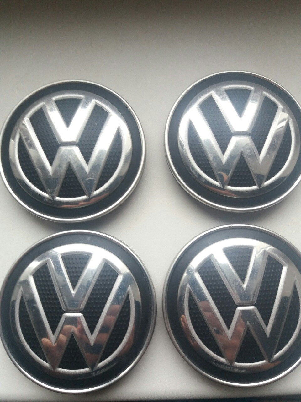 Продам ковпачки VW Golf GTi 3