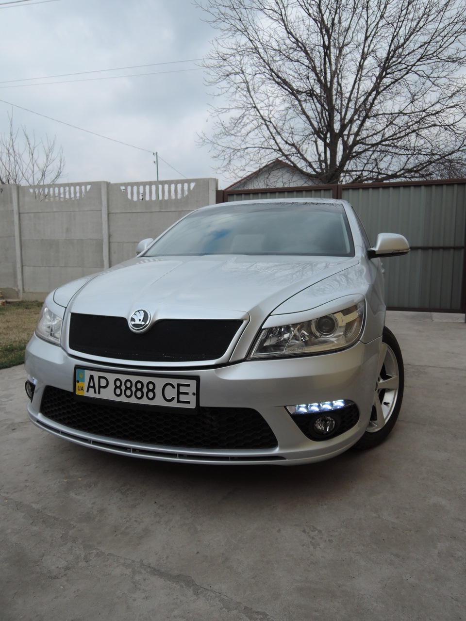 Передній бампер RS 1