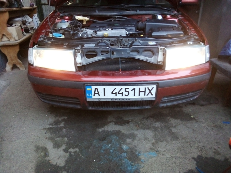 Відновлення фар Skodnitsu 1.8turbo 3
