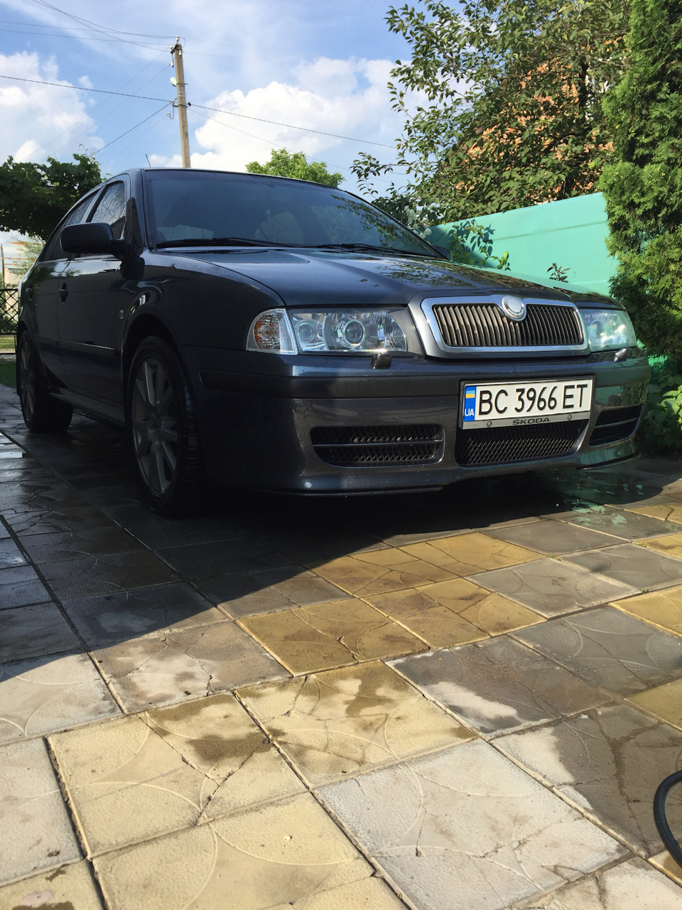 Поставивши бампер Rs 5