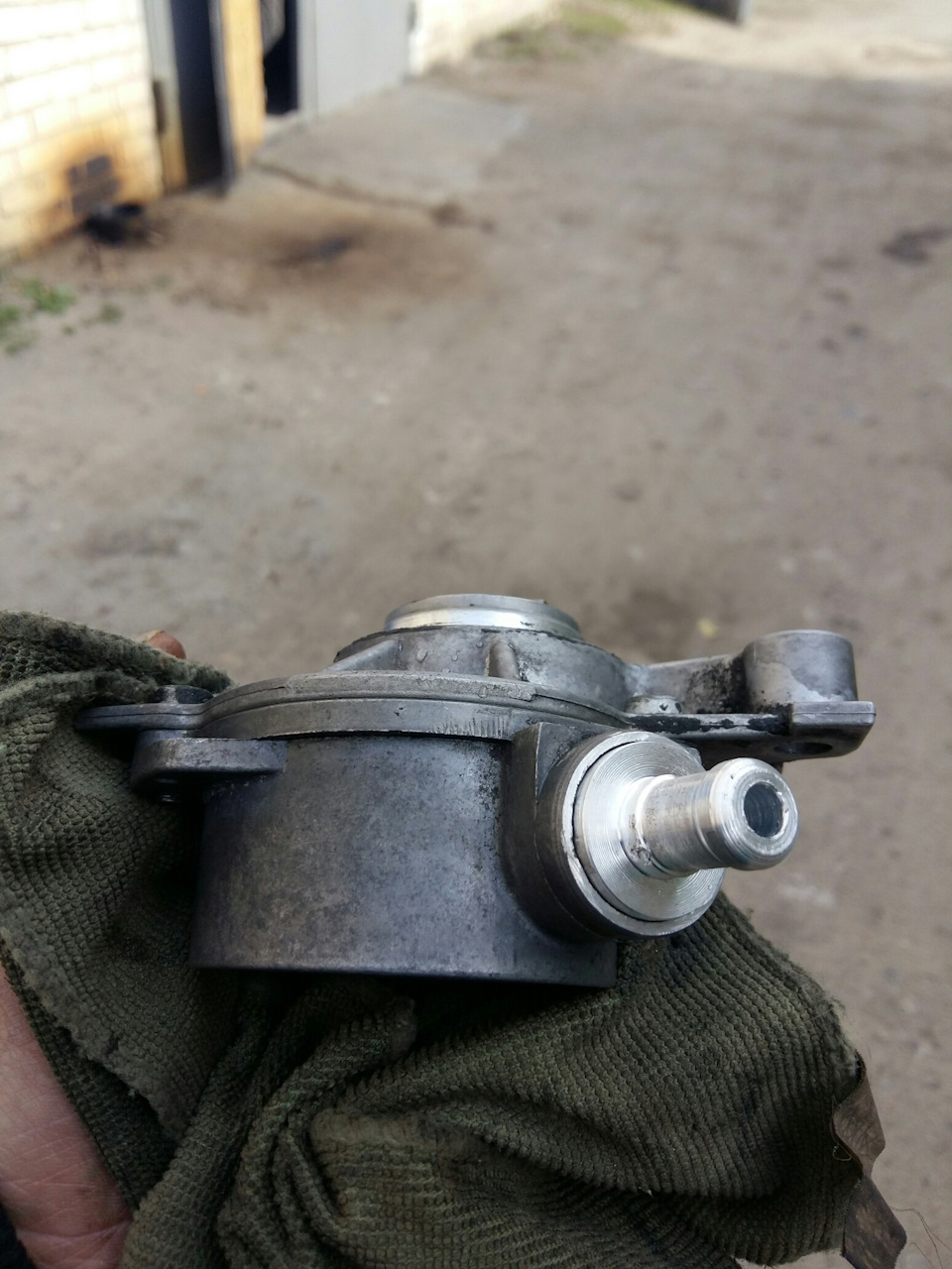 Течь вакуумного насоса 2